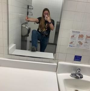 Meet your Posher, Chloey